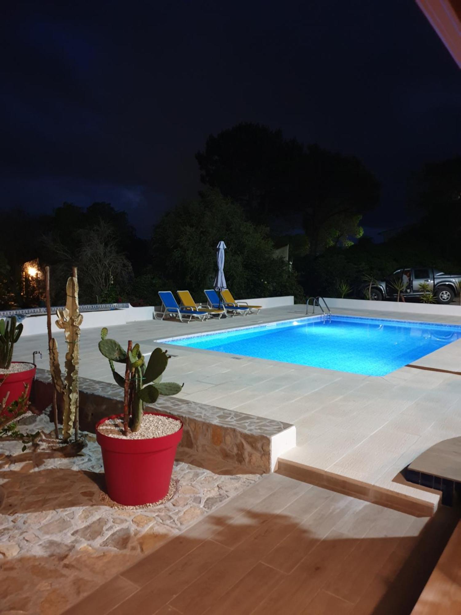 Sondela Self Catering Villa Sao Martinho do Porto Luaran gambar